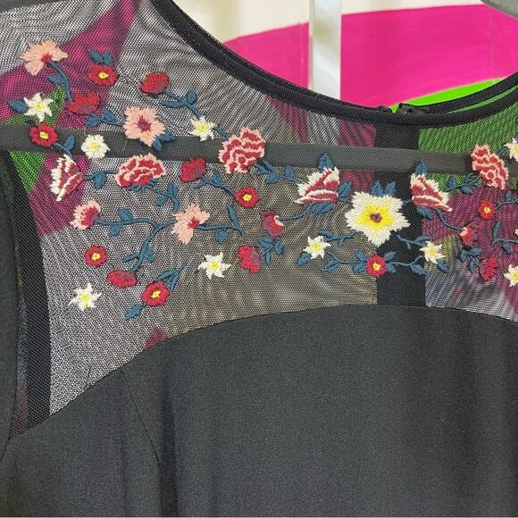 Torrid, Long Sleeve Sheer Embroidered Details Skater Dress. Size 12. - Picture 6 of 7